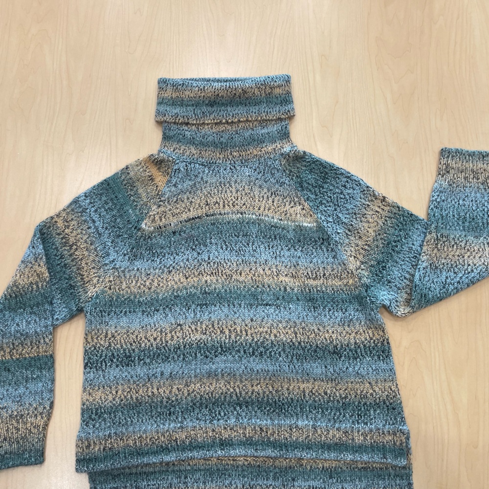 Charlie Paige turtle neck wool sweater